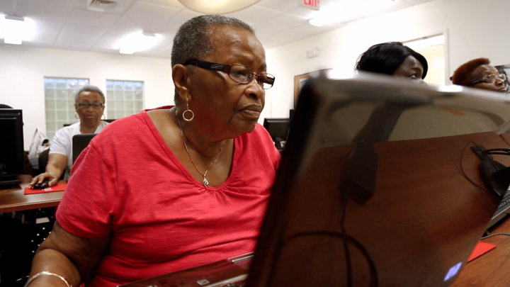 Low-cost Internet service for families now applies to seniors and college students, too