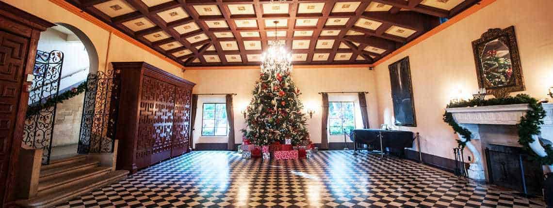 holiday-season-deering-estate