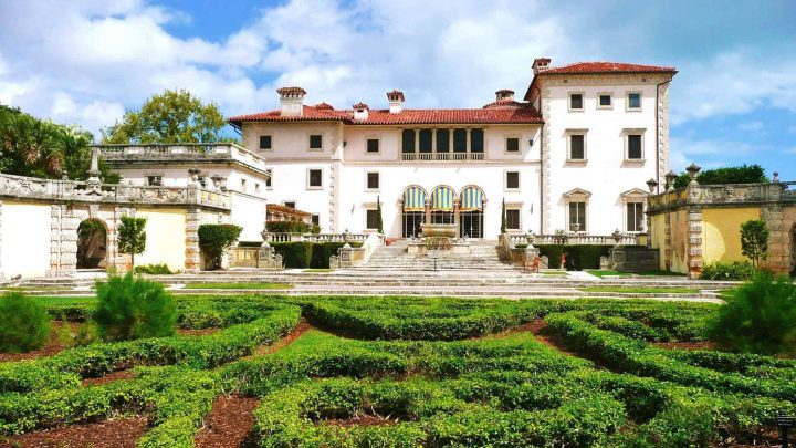 Whodunnit? Join the murder mystery fun at Vizcaya via Zoom