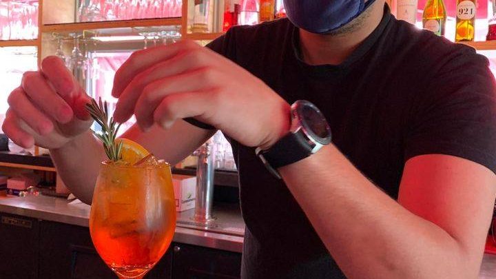 Free aperol spritz at Piola Pizza voter registration event