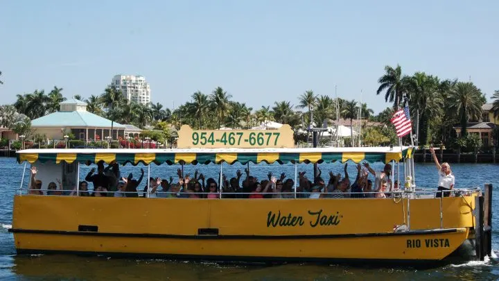 Water Taxi offers rides & lights tours on Intracoastal Waterway